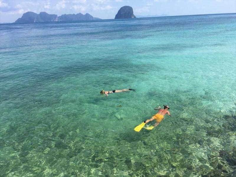 Koh Ngai Resort Bagian luar foto