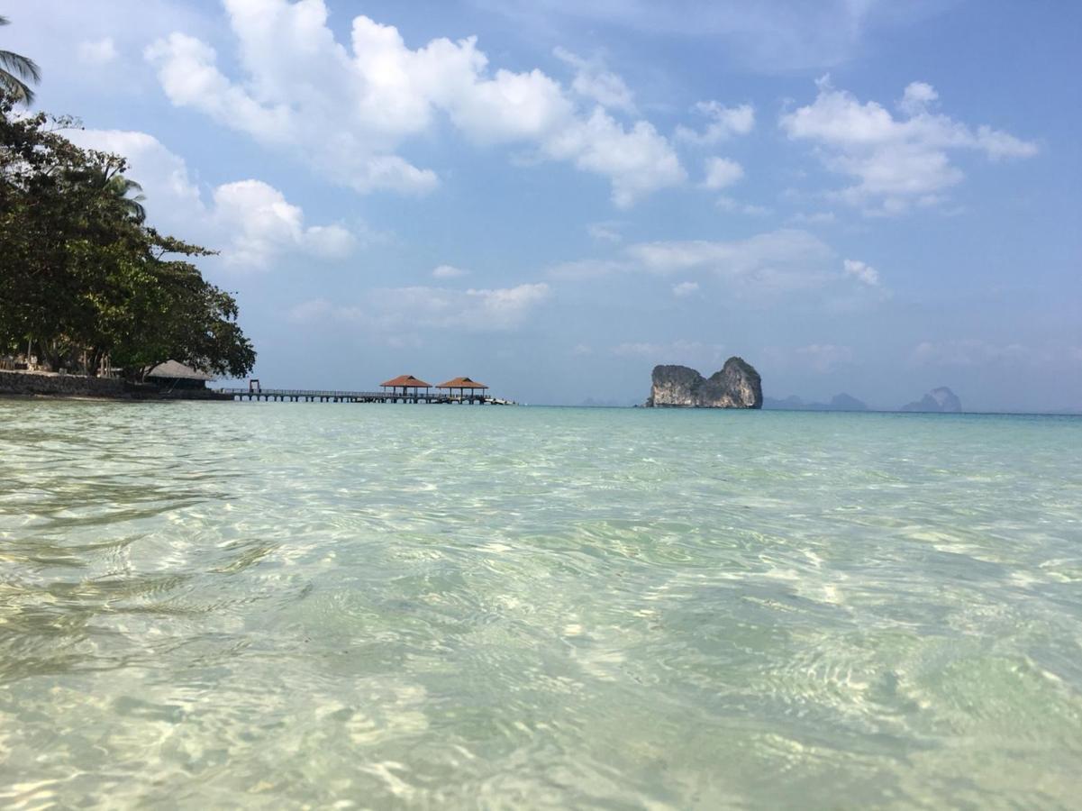 Koh Ngai Resort Bagian luar foto